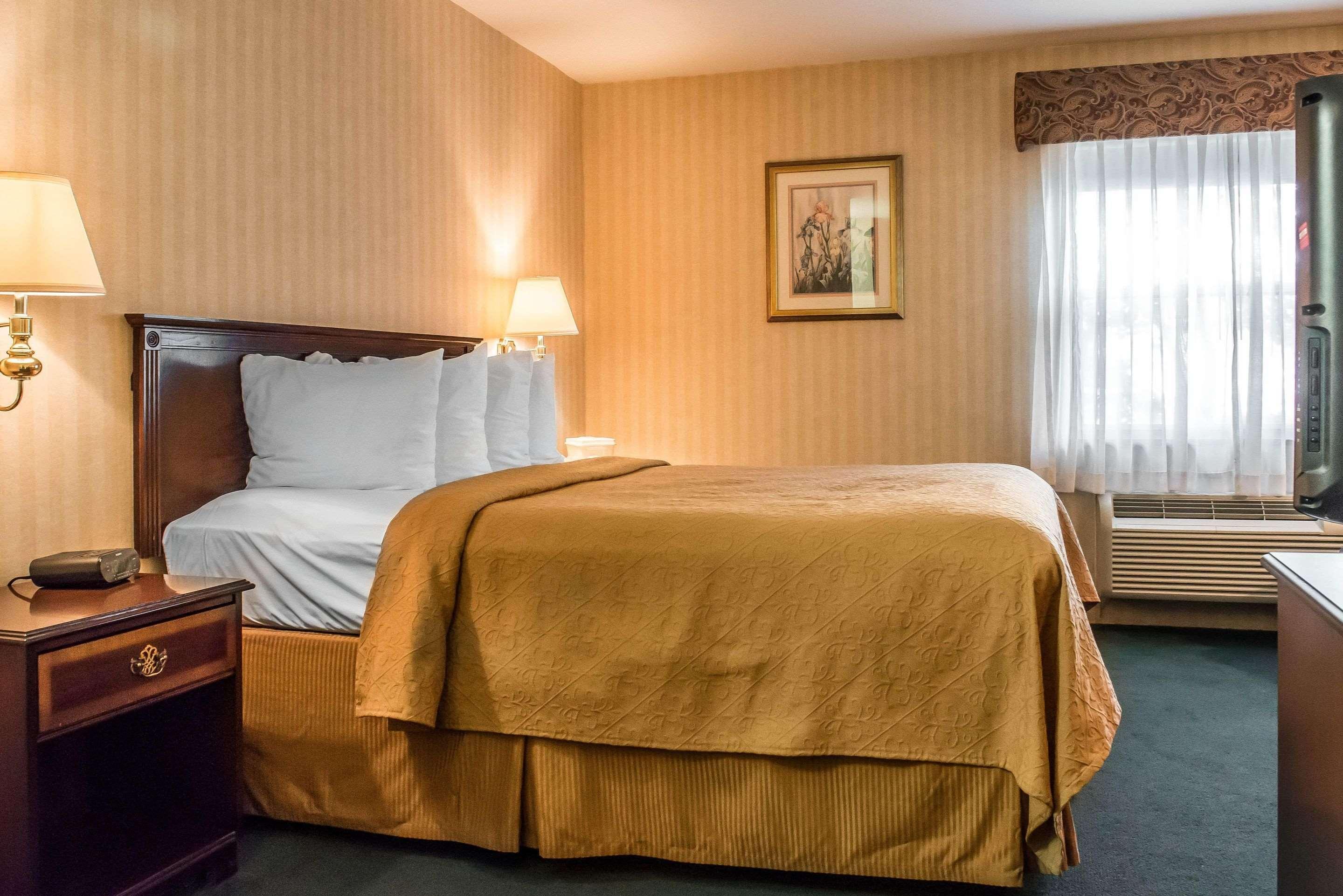 Quality Pittsburgh Airport Inn Oakdale